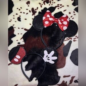 ✨MINNIE & MICKEY MOUSE EARS SET✨